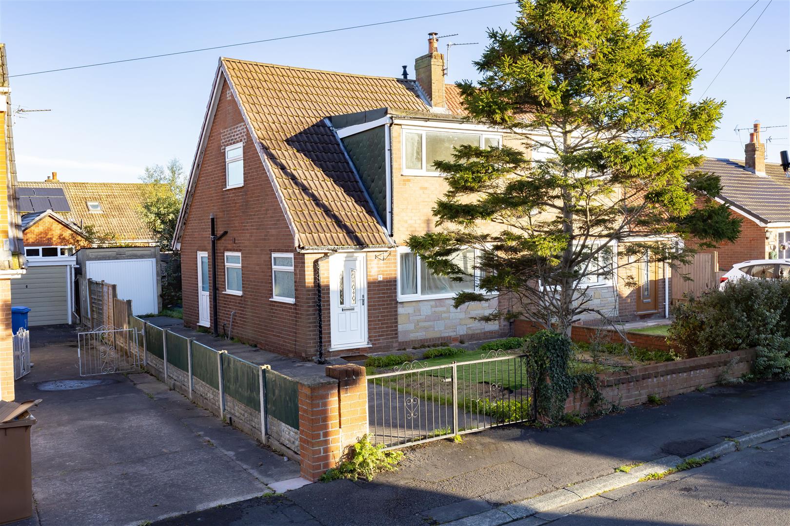 3 bed property in Yew Tree Avenue, Chorley